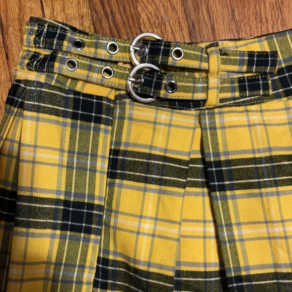 F21 plaid yellow Skirt Size Small - Picture 4 of 10